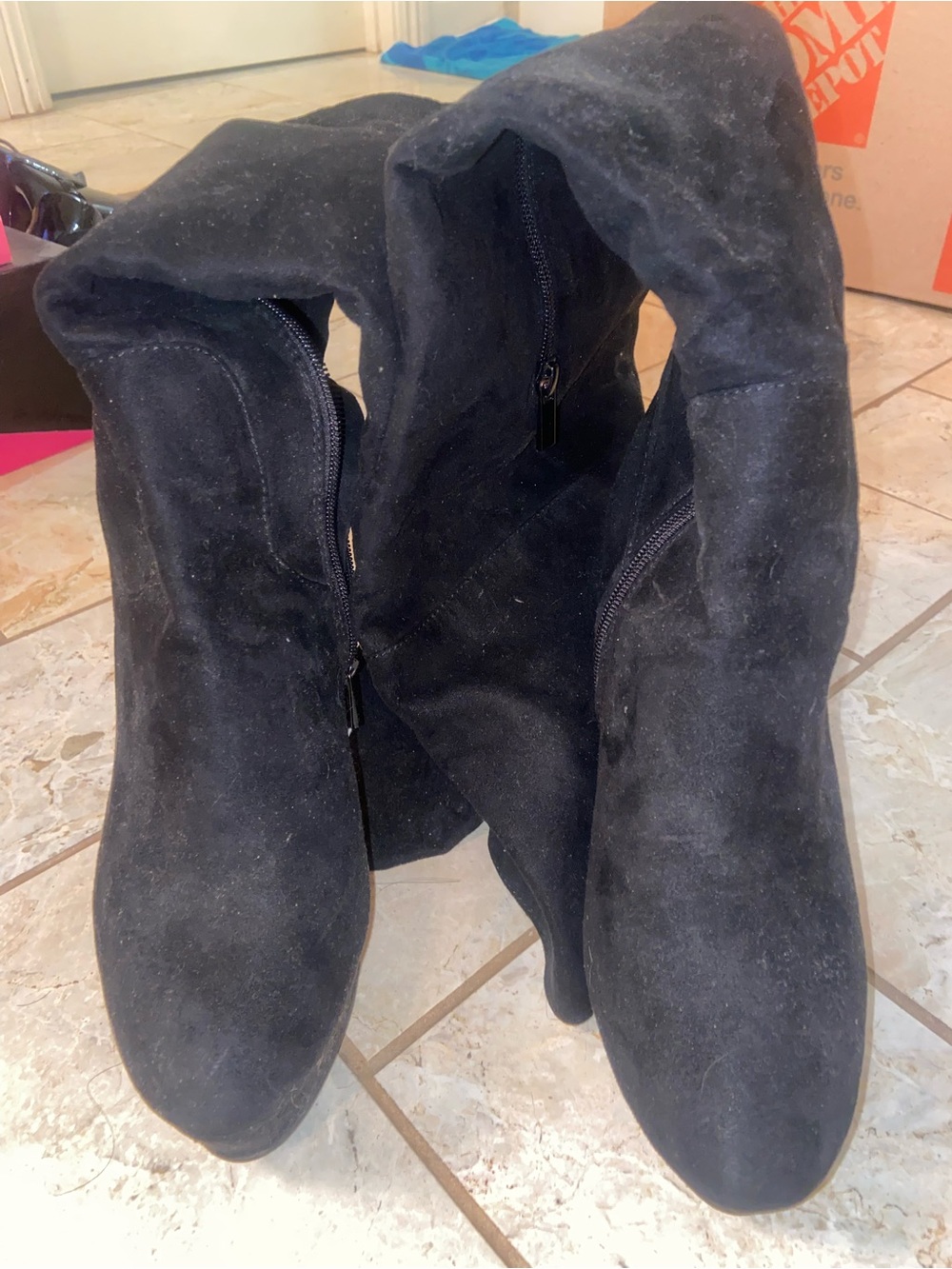 Ina Black Textured Rubber Sole Detail